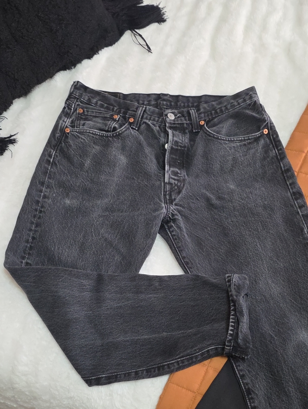 Levi's Straight Jeans in Washed Black Fun Even For Women!Fits Like The BOYFRIEND